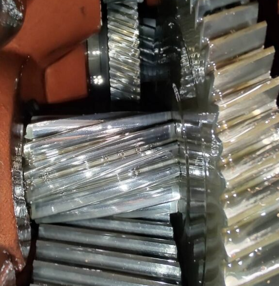 Serwis motoreduktora — przekładnia po naprawie